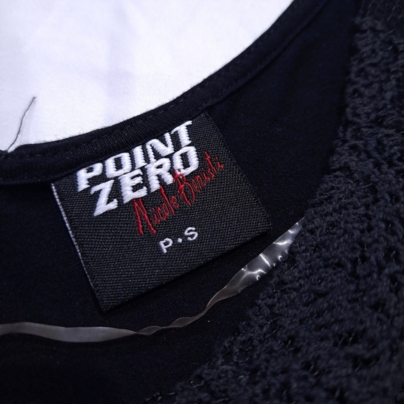 Point Zero | Black lace details sleevless tank top with back zipper - Picture 7 of 8